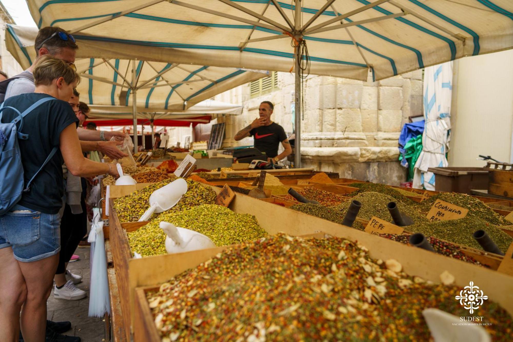 La Terrazza Sull'Antico Mercato Di Ortigia Syracuse Exterior foto